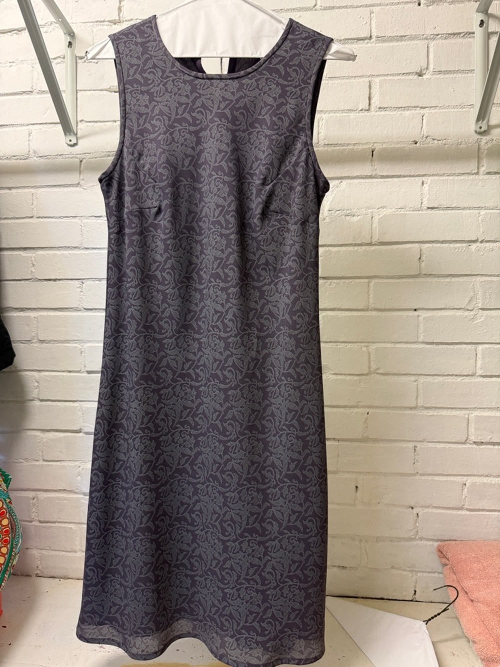 Loft Classic Sleeveless Sheath Dress in Purple and Gray